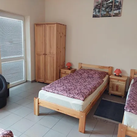 Gasthof Jazmin Vendeghaz Hroboňovo